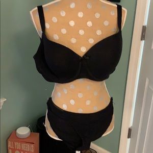 38DD AMBRIELLE bra & L panties